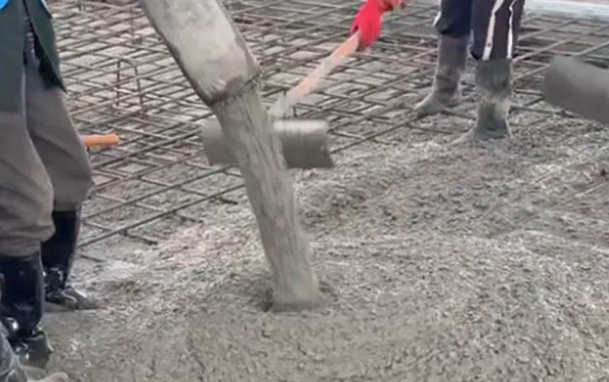 Construction of CATL Emery Floor with Polycarboxylate Superplasticizer